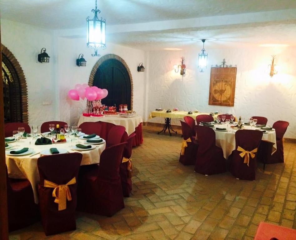 Hotel Cortijo Las Grullas Беналуп-Касас-Вьехас Экстерьер фото